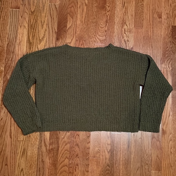 Double Zero Cropped Oversized Sweater - Picture 3 of 7